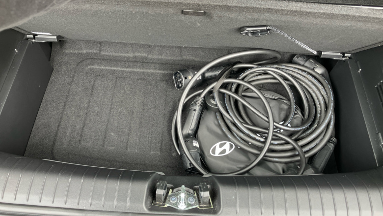Hyundai INSTER 85kW 02 49kWh 5dr Auto Electric Hatchback